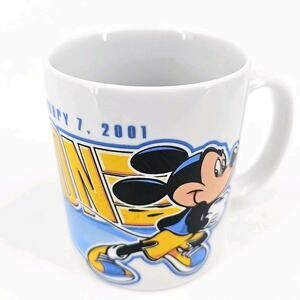2001 Walt Disney World Marathon Mickey Mouse Coffee Mug Tea Cup Vintage Y2K